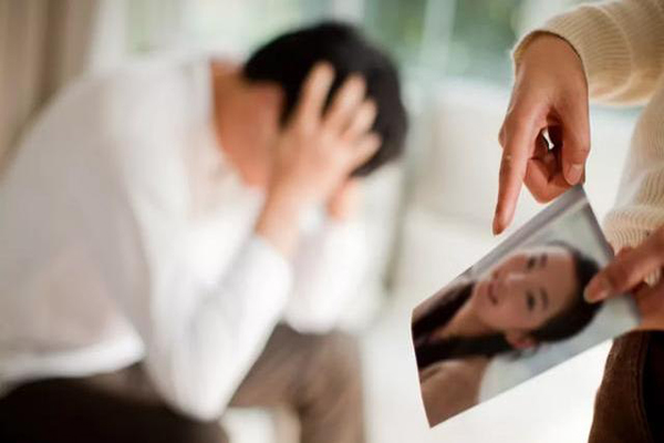 挽回出轨老公的3大雷区辽宁婚姻调查劝女人不要轻易去“踩”